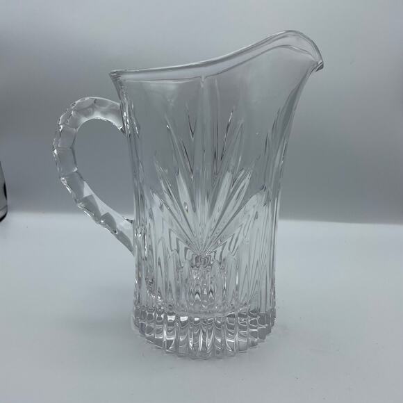 Gorham Crystal King Arthur Discontinued Pattern 7 1/2 Inch Water Pitcher - Picture 1 of 12